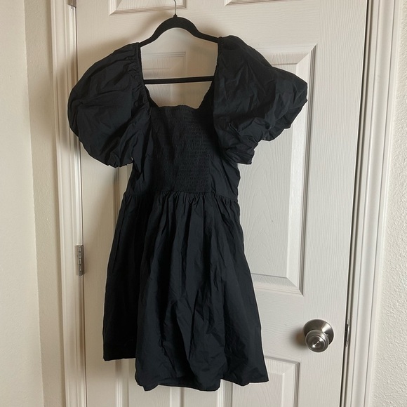 A New Day Woman’s Black Puff Sleeve with pockets Dress size medium - Picture 9 of 11